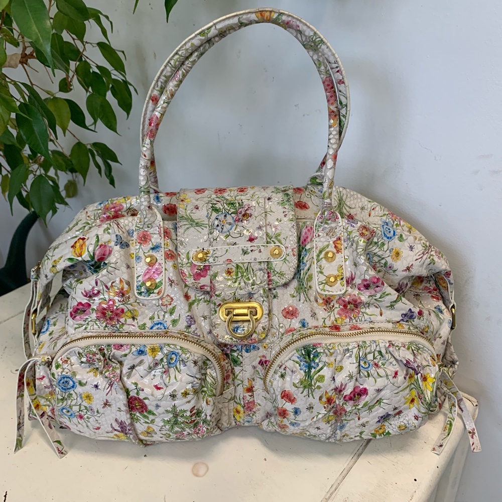 Leather Floral Big Buddha purse!